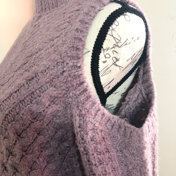 SOLD-Express mauve cold shoulder pullover sweater - Picture 7 of 8